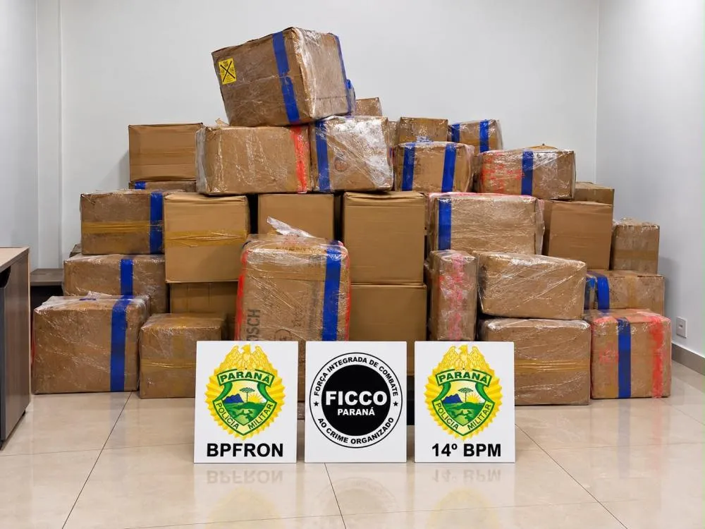 BPFron Fcco e 14º bpm apreendem 824 kg de maconha em caminhão na br-277