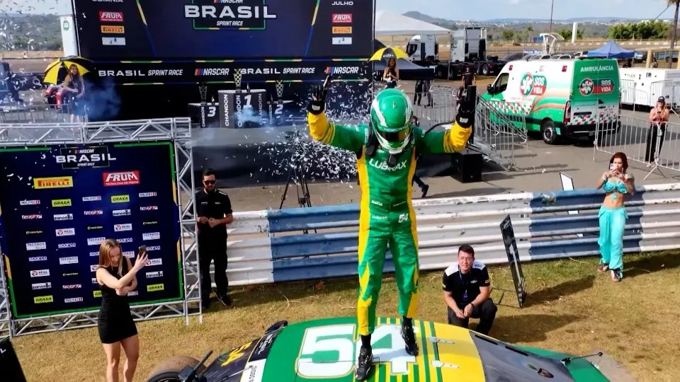 Nascar Brasil: Beto Monteiro disputa etapa final da Special